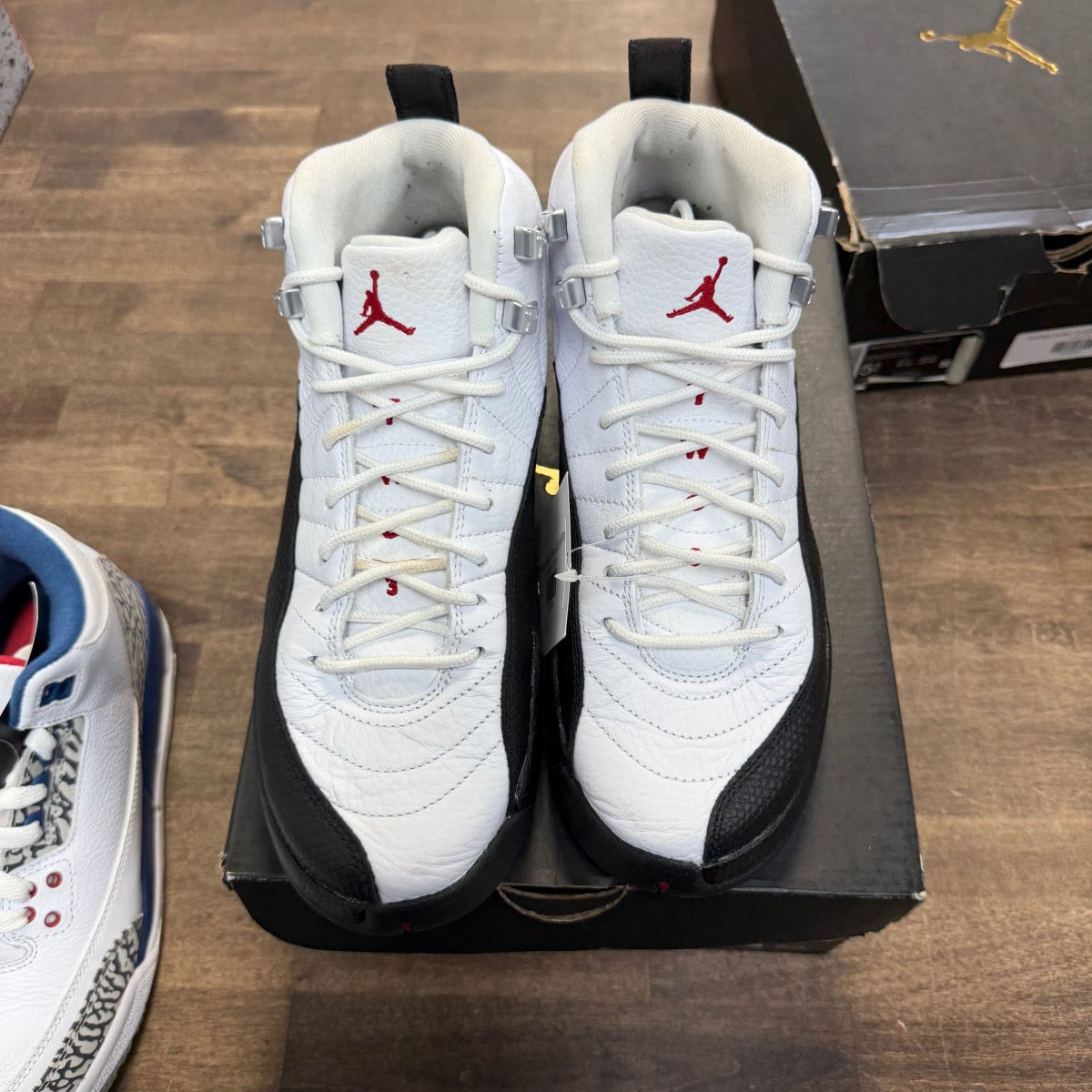Jordan 12 Retro Taxi Flip (GS) - Image 6