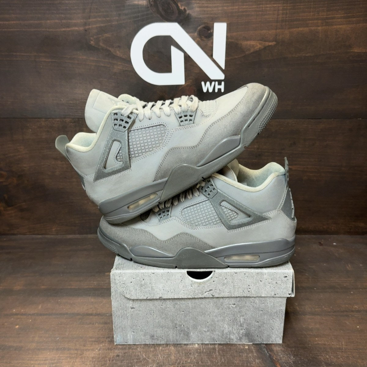 Jordan 4 Retro SE Paris Olympics Wet Cement Size 10 (Pre-Owned) - Image 1