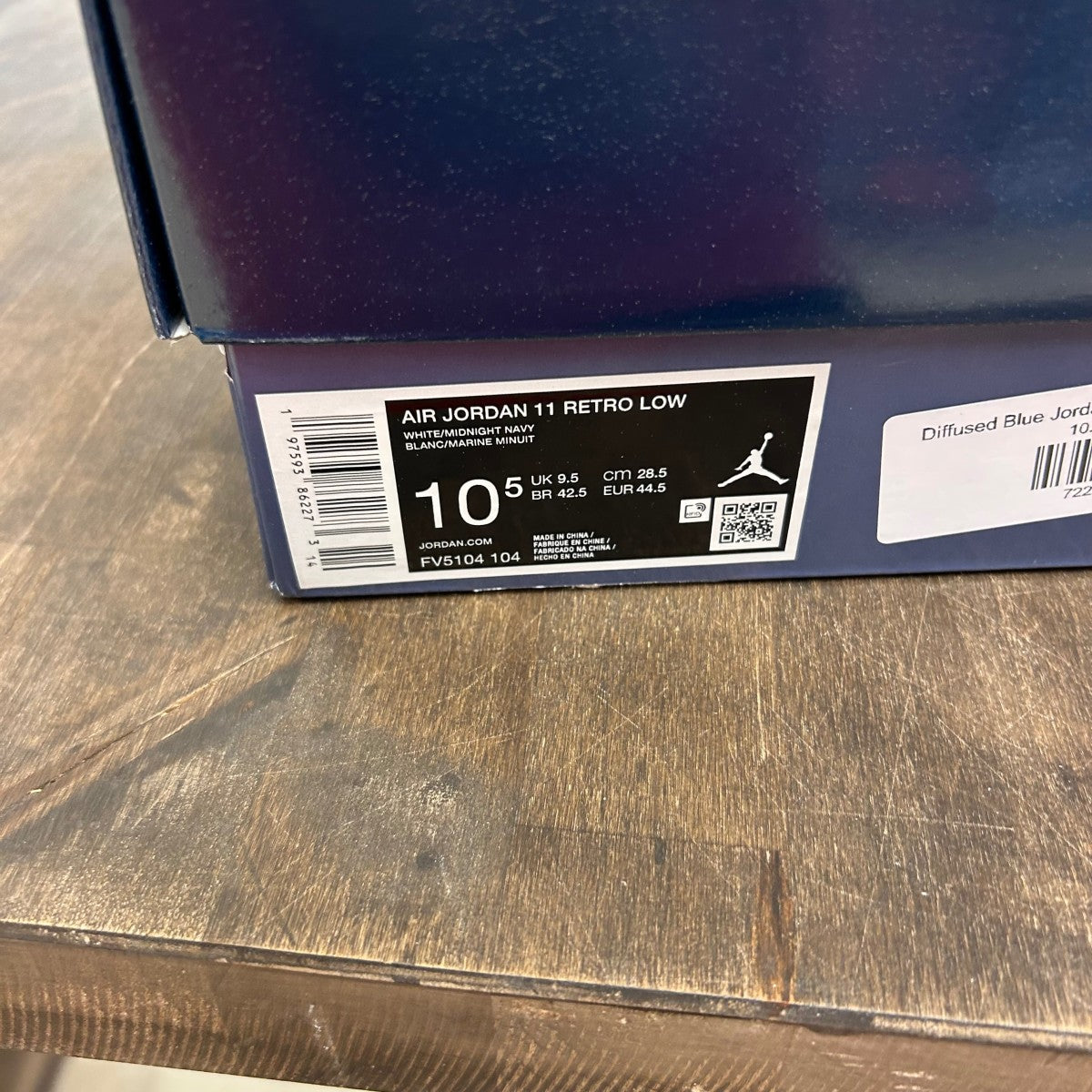 Jordan 11 Retro Low Diffused Blue - Image 6