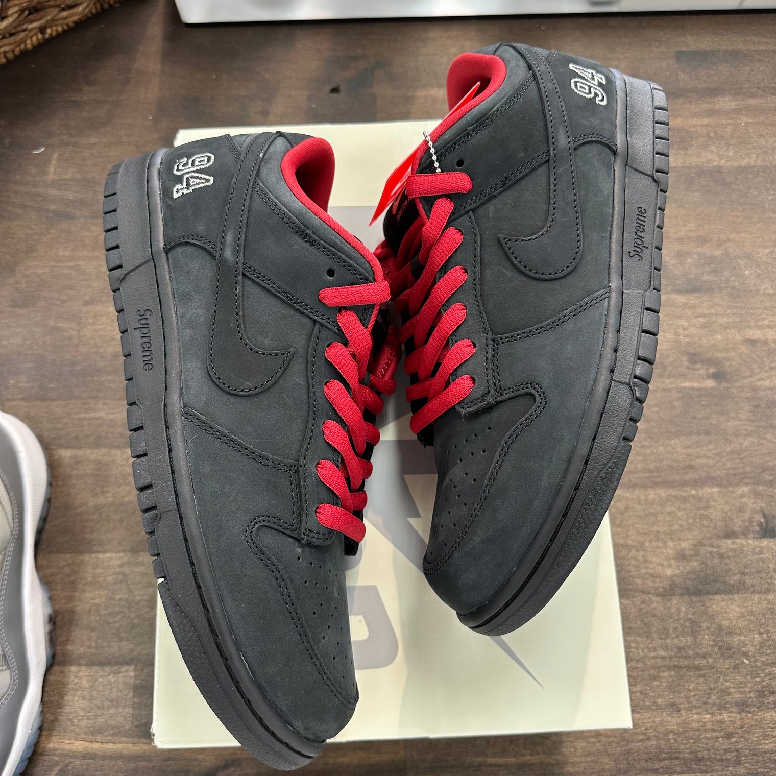 Supreme 94 Black Nike Supreme SB Dunk Low (Lightly Worn)