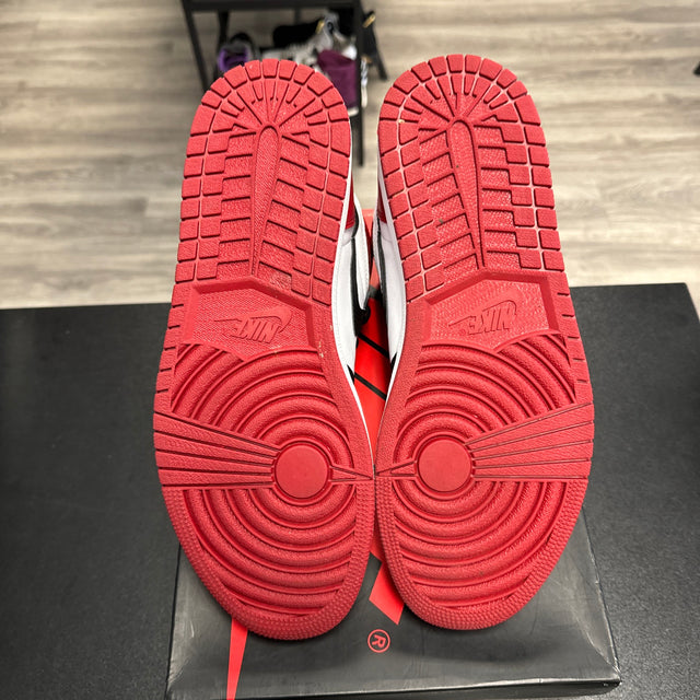 Black Toe Jordan 1 High (USED)