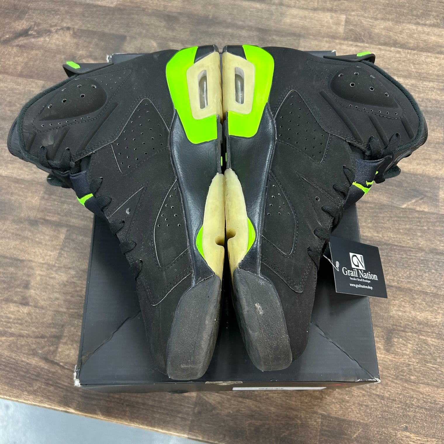 Electric Green Jordan 6 Retro (USED)