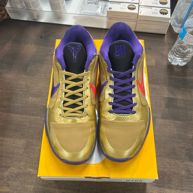 Undefeated Hall of Fame Kobe 5 Protro (USED)