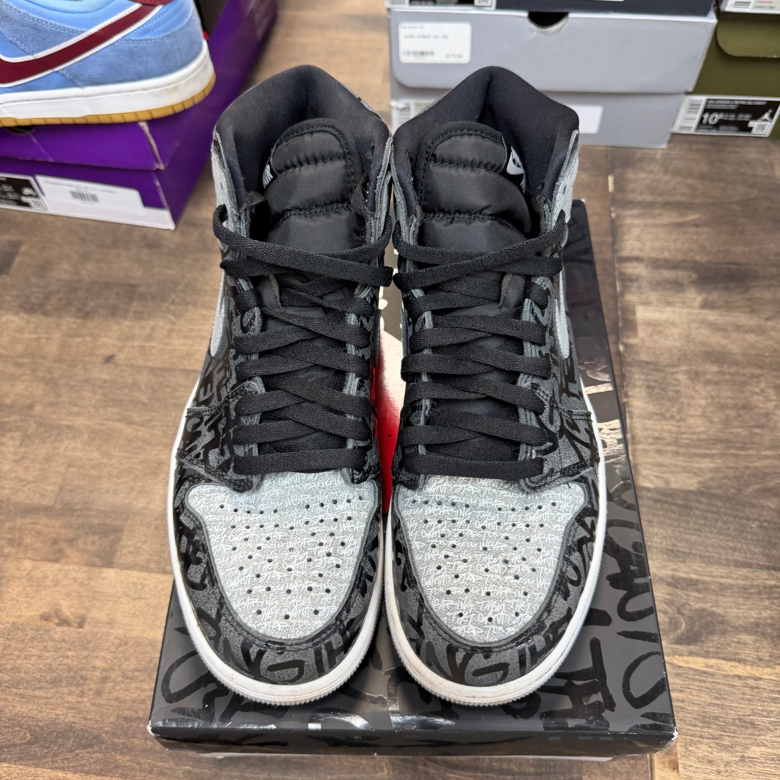 Rebellioniare Jordan 1 High (USED)