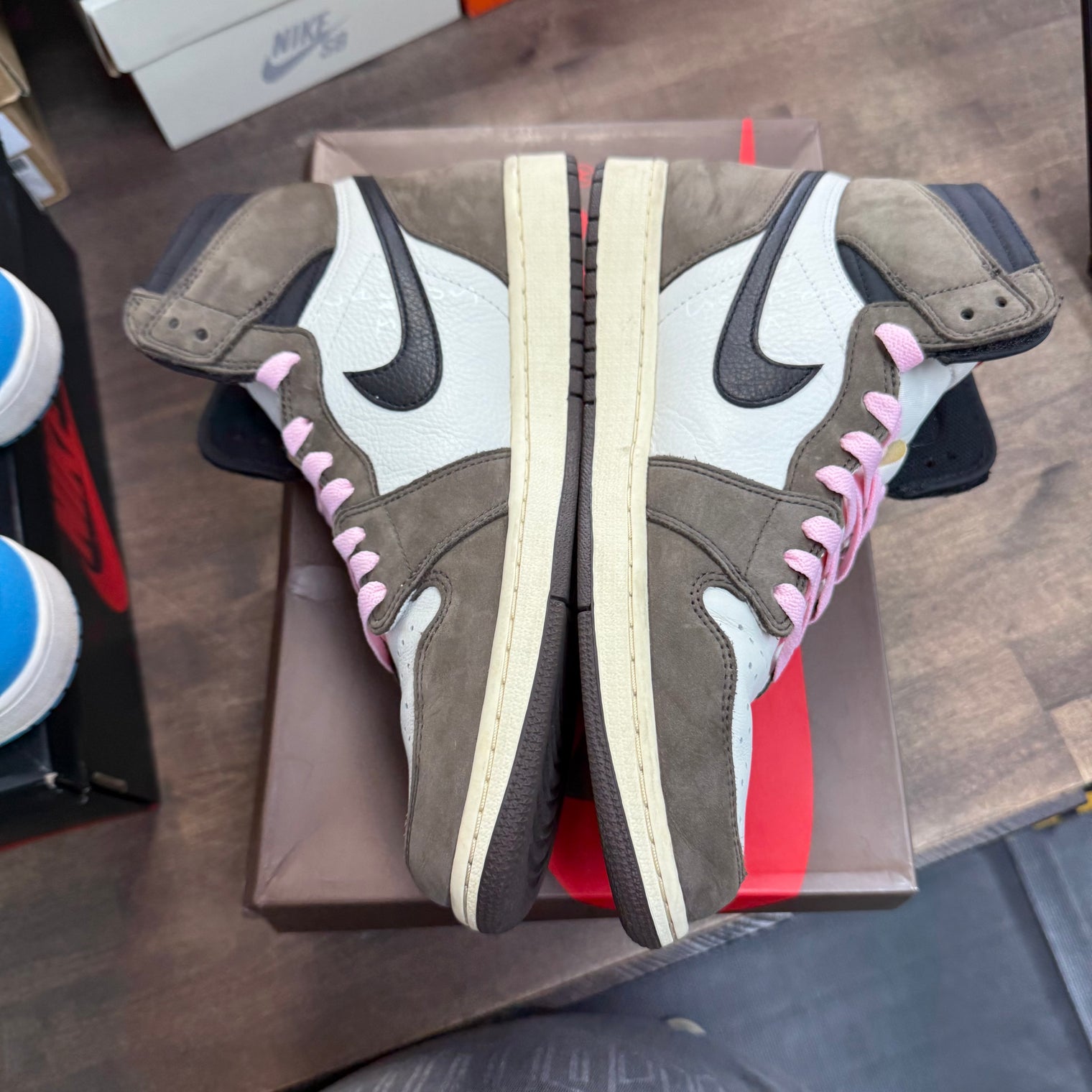 Dark Mocha Travis Scott Jordan 1 High Retro SP (USED)