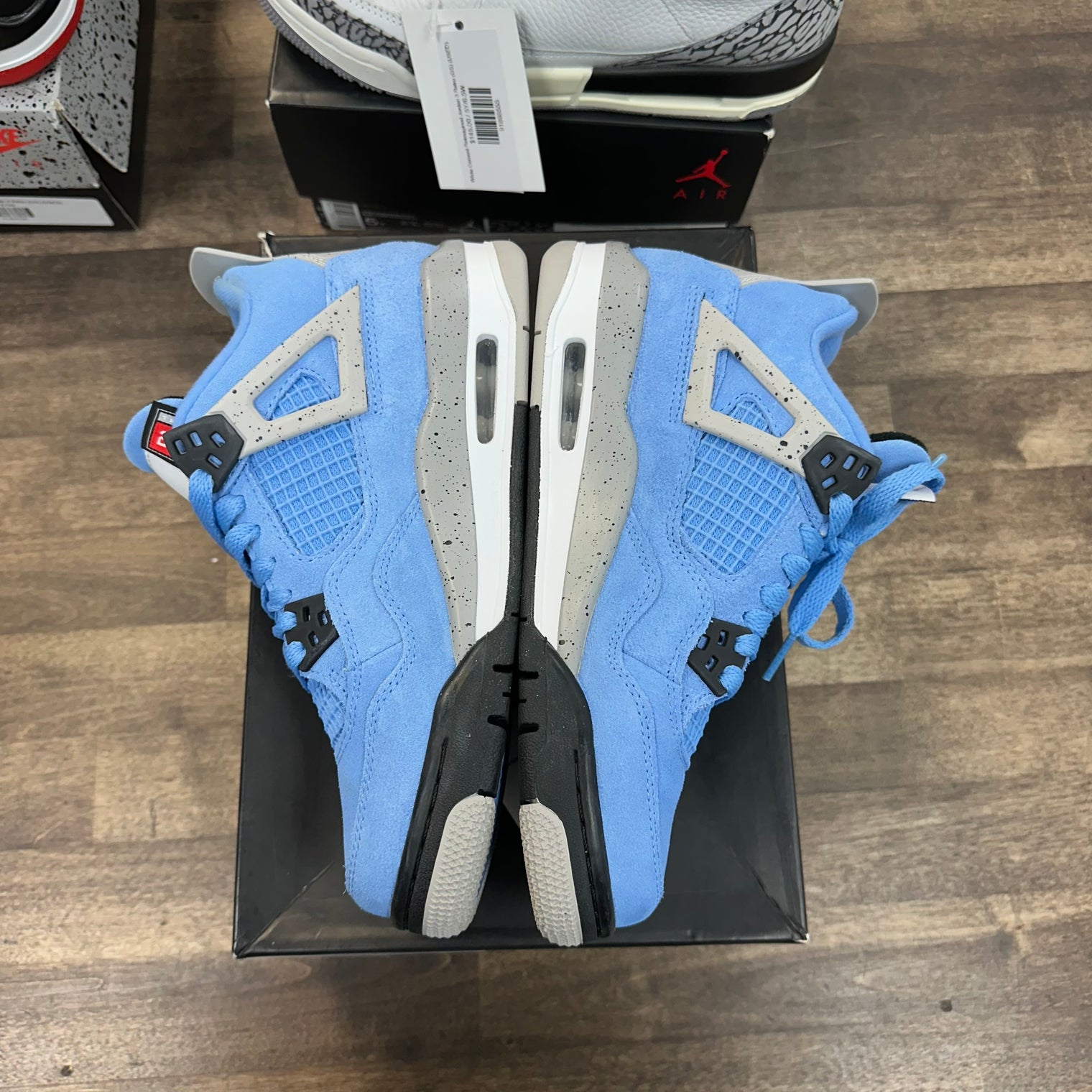 University Blue Jordan 4 Retro (GS) (Lightly Worn)
