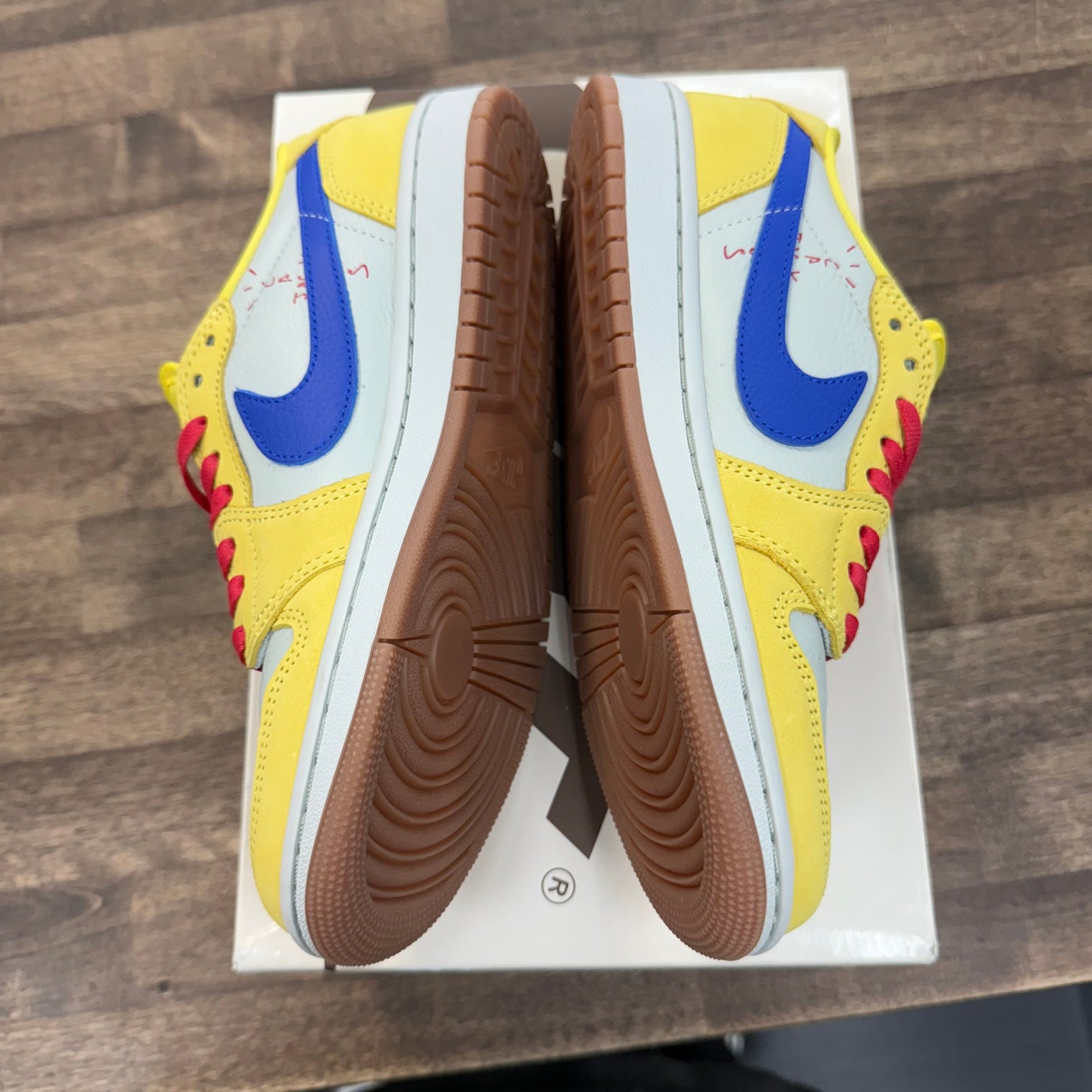 Travis Scott Canary Jordan 1 Low (W) (USED)