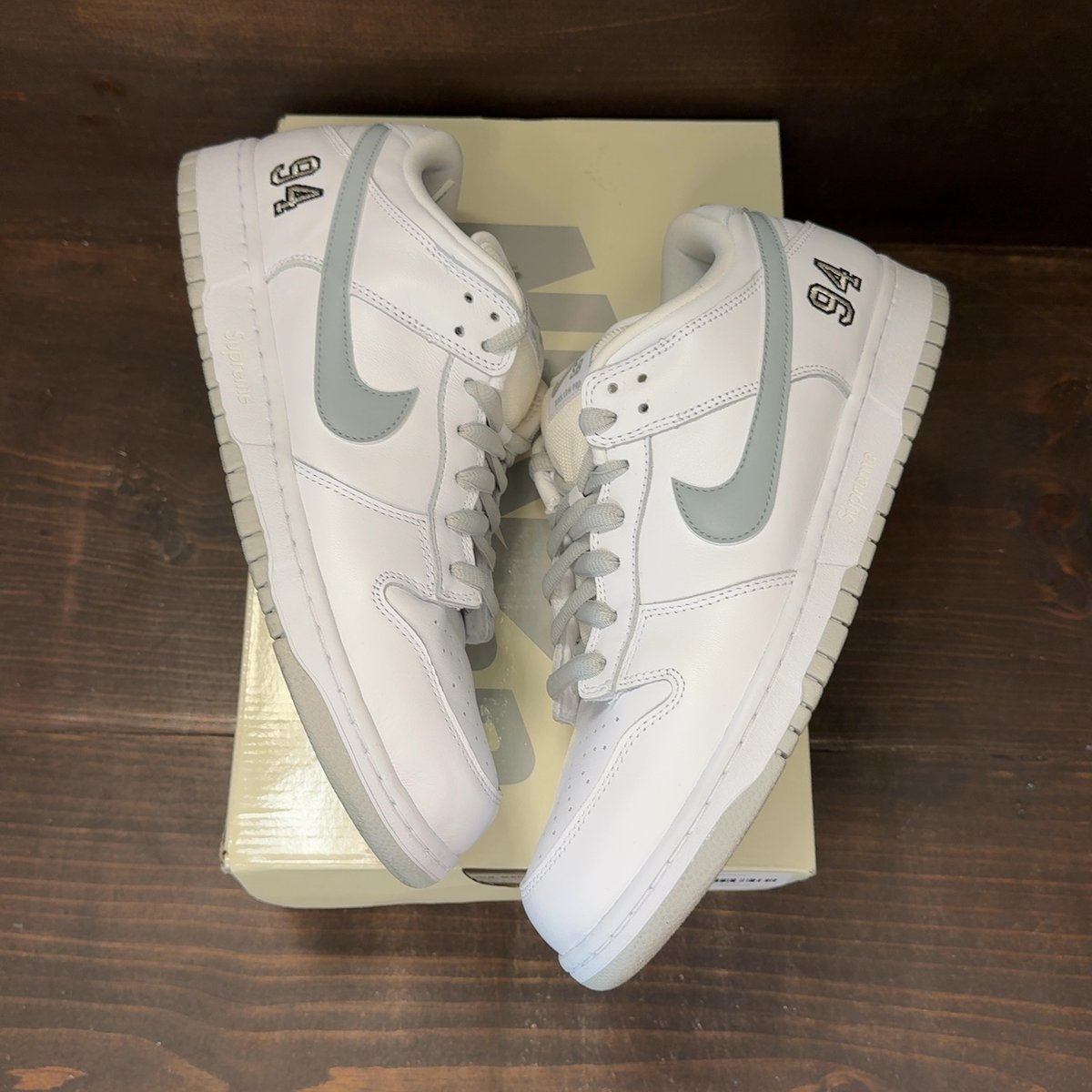Nike SB Dunk Low Supreme 94 White Metallic Silver Size 12 (Pre-Owned) - back