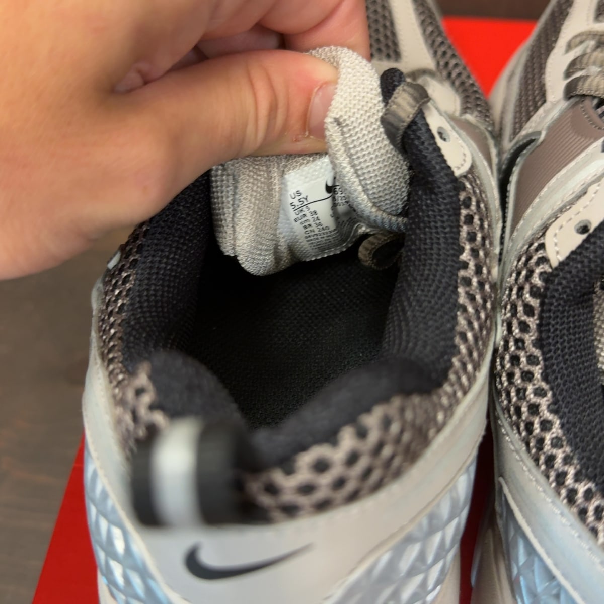 Nike Zoom Vomero 5 College Grey Black-Cave Stone (GS) - Image 7