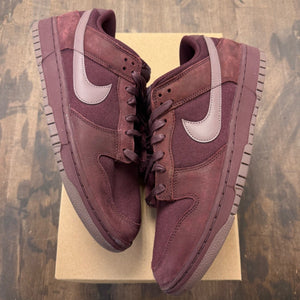 Nike Dunk Low Retro Premium Burgundy Crush Size 12 (Pre-Owned) - Image 1