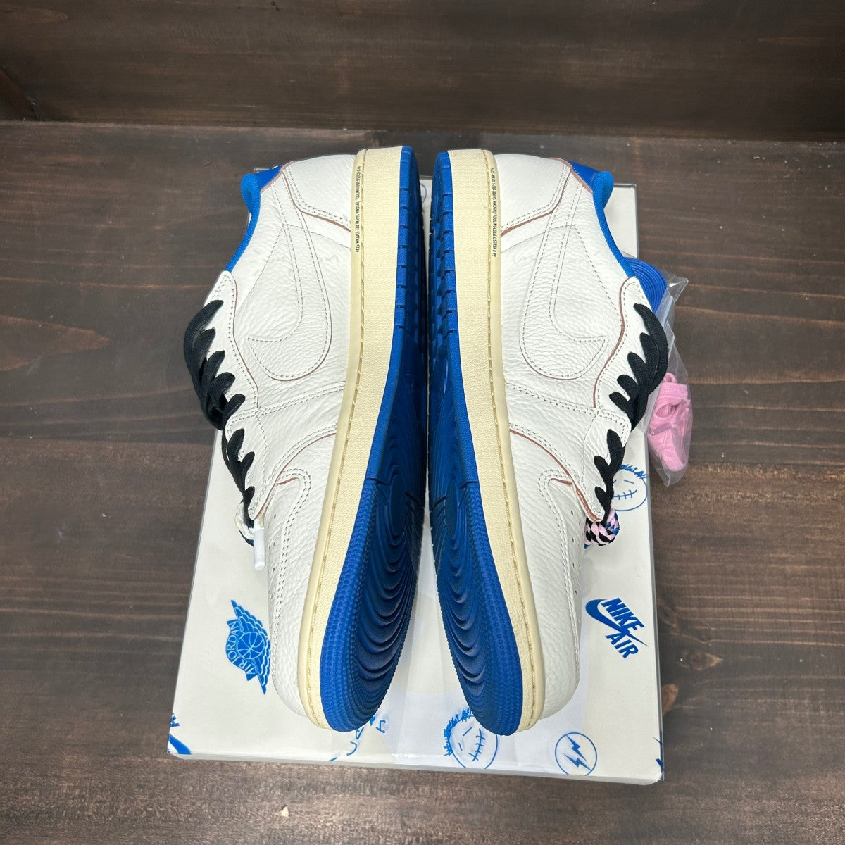 Jordan 1 Retro Low OG SP Fragment x Travis Scott Sail Military Blue - Image 4