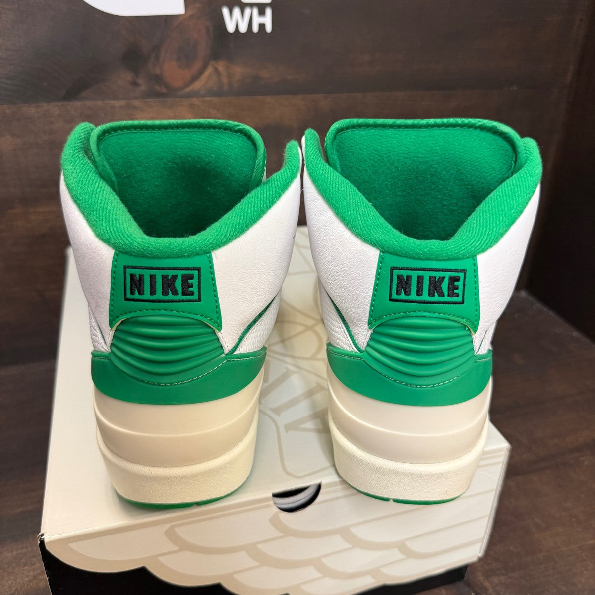 Jordan 2 Retro Lucky Green - Image 3
