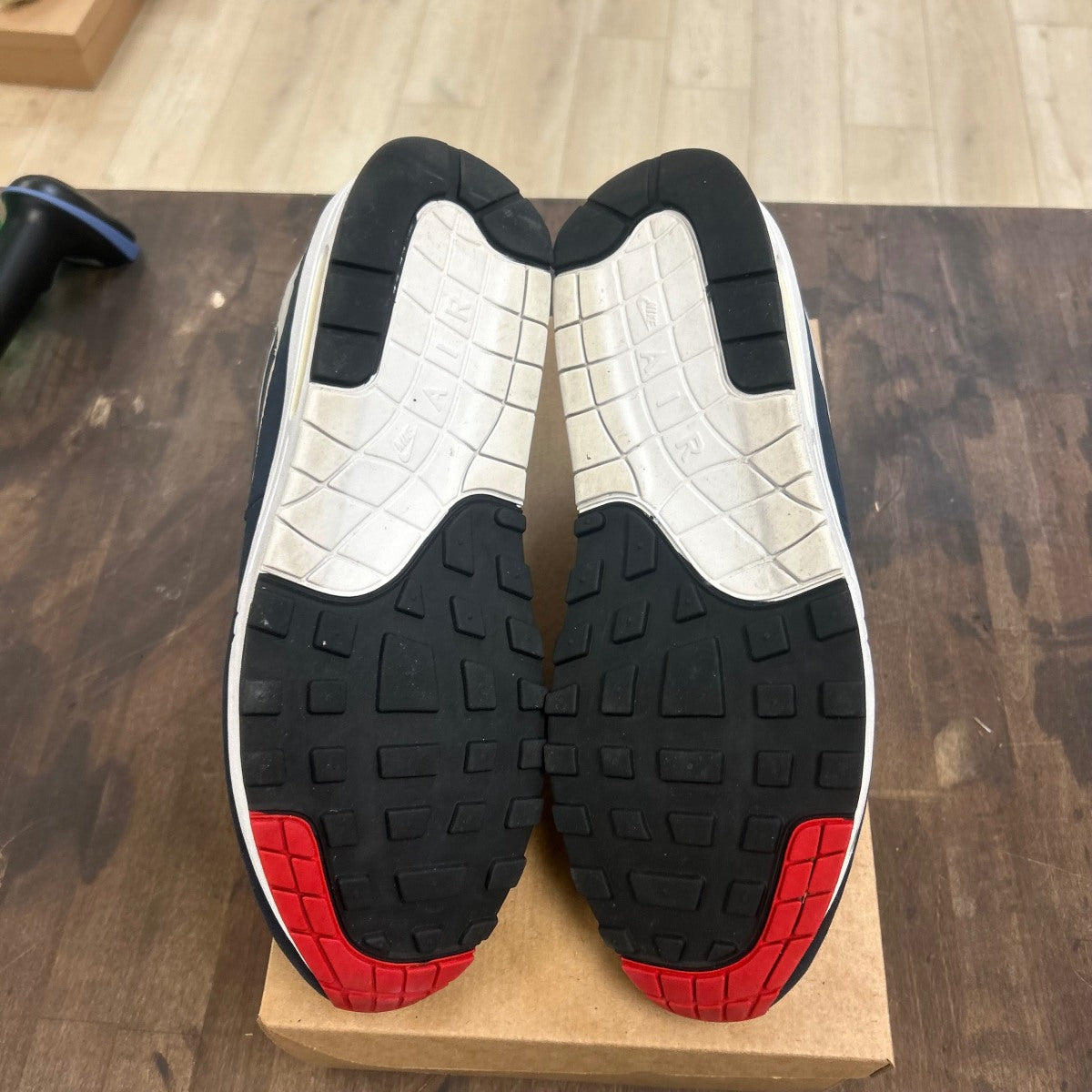 Nike Air Max 1 Anniversary Obsidian Size 13 (Pre-Owned) - Image 5