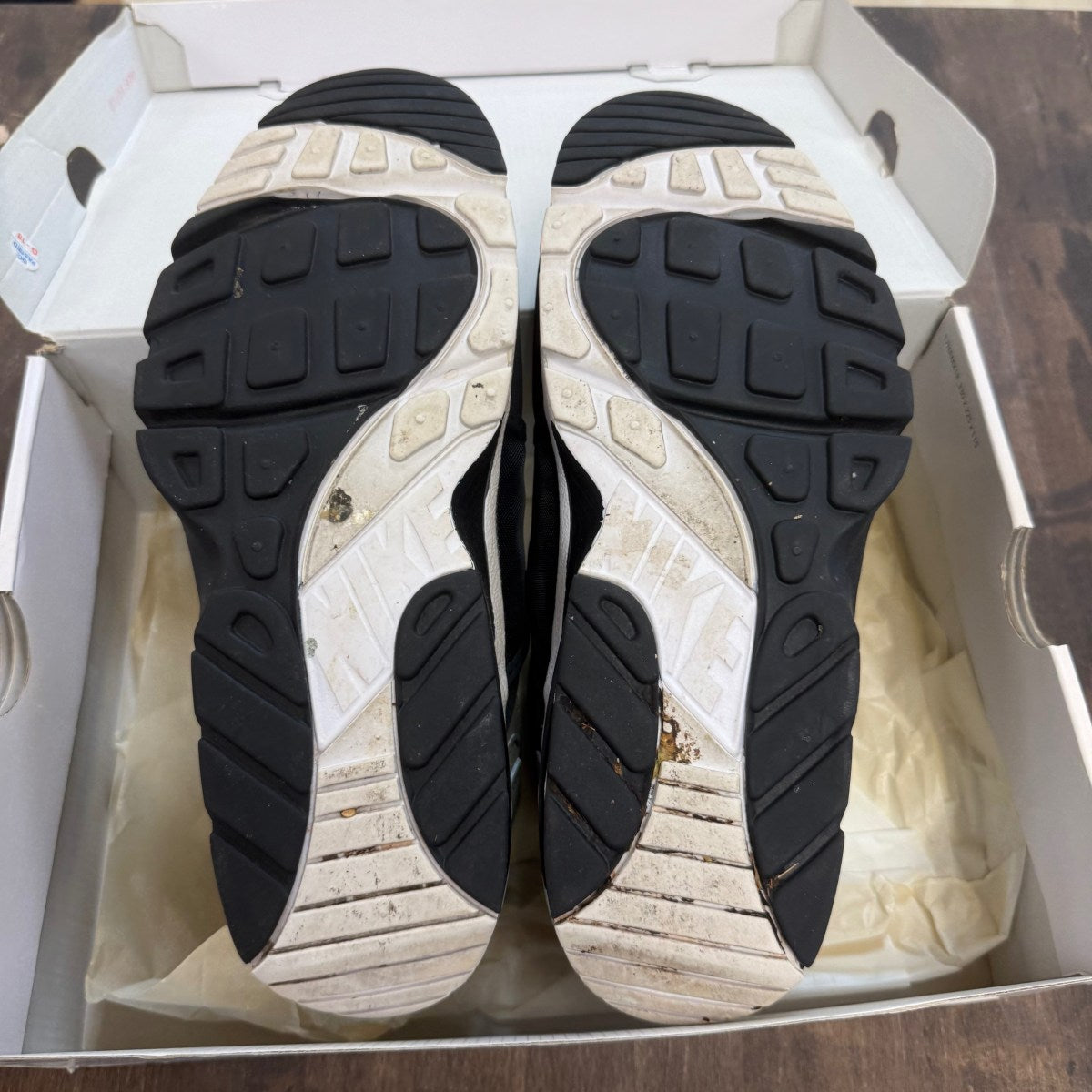 Nike Air Trainer Huarache Size 10 (Pre-Owned) - Image 2