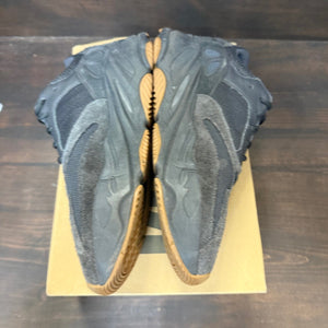 adidas Yeezy Boost 700 Utility Black Size 11 (Pre-Owned) - Image 4