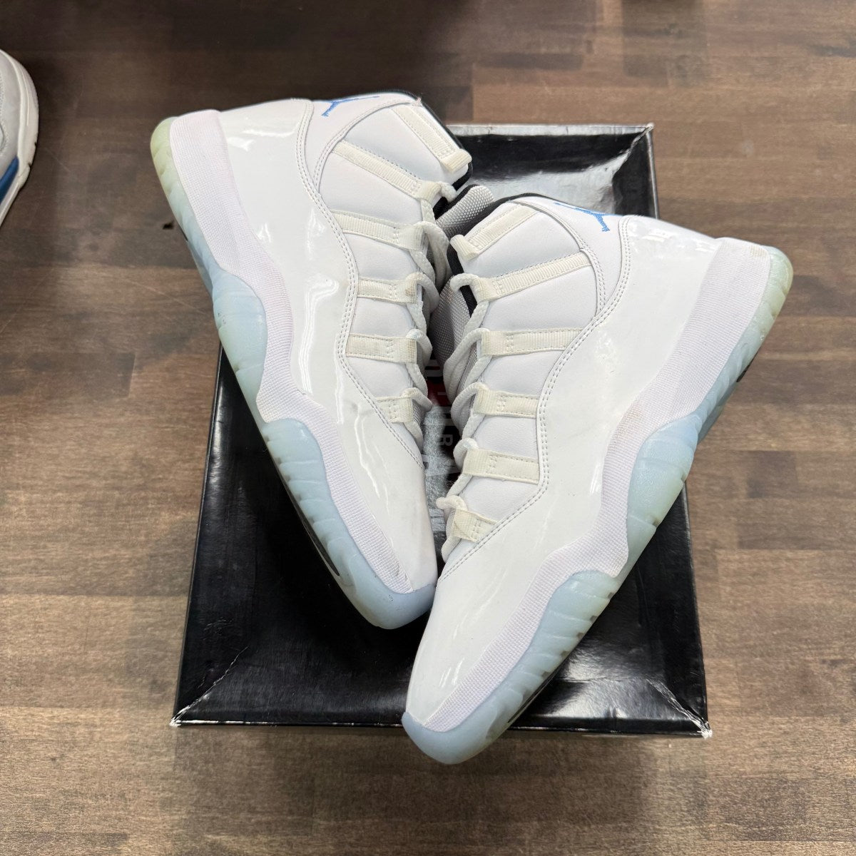 Jordan 11 Retro Legend Blue (2024) - Image 1