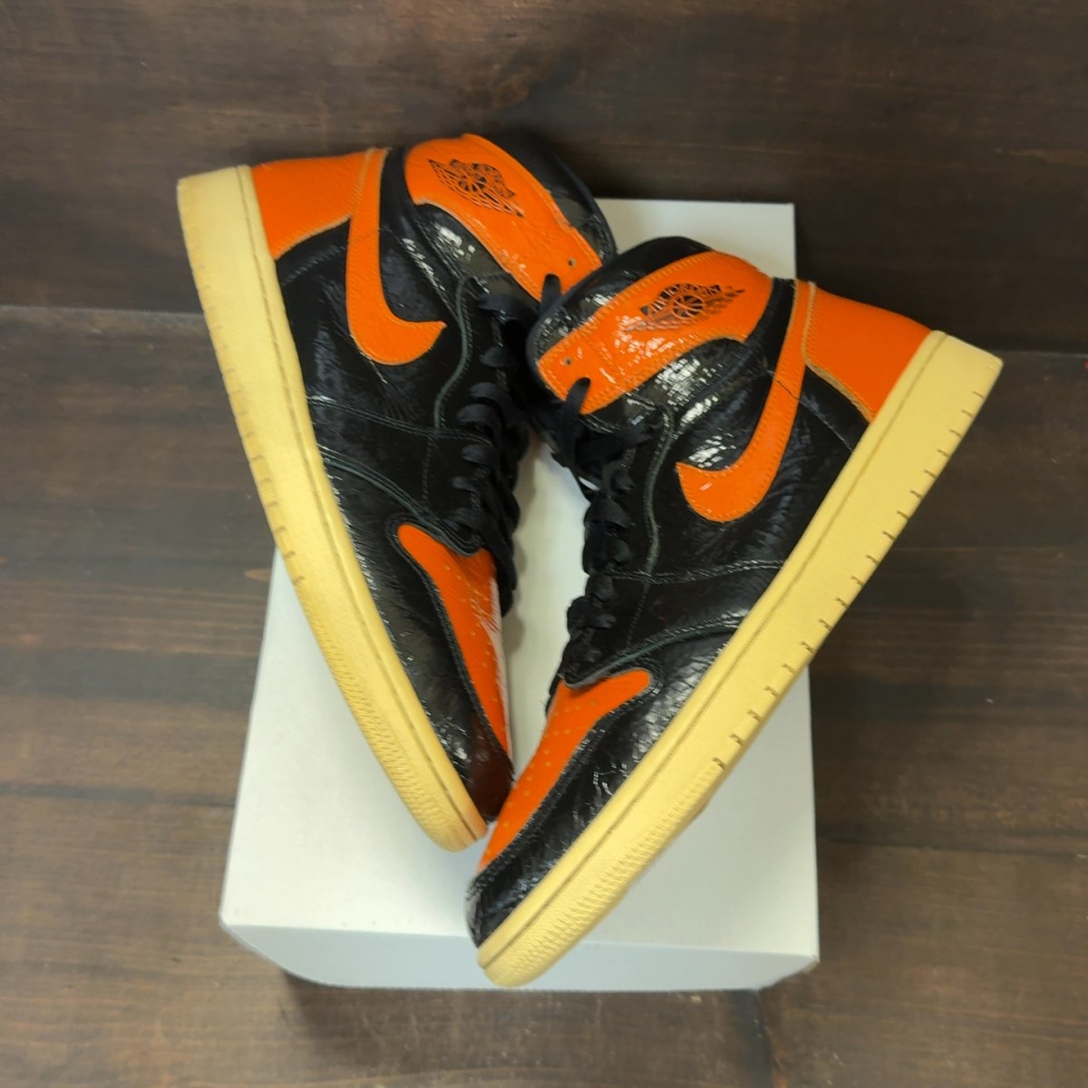 Jordan 1 Retro High Shattered Backboard 3.0 Size 12 (Pre-Owned) - Image 2