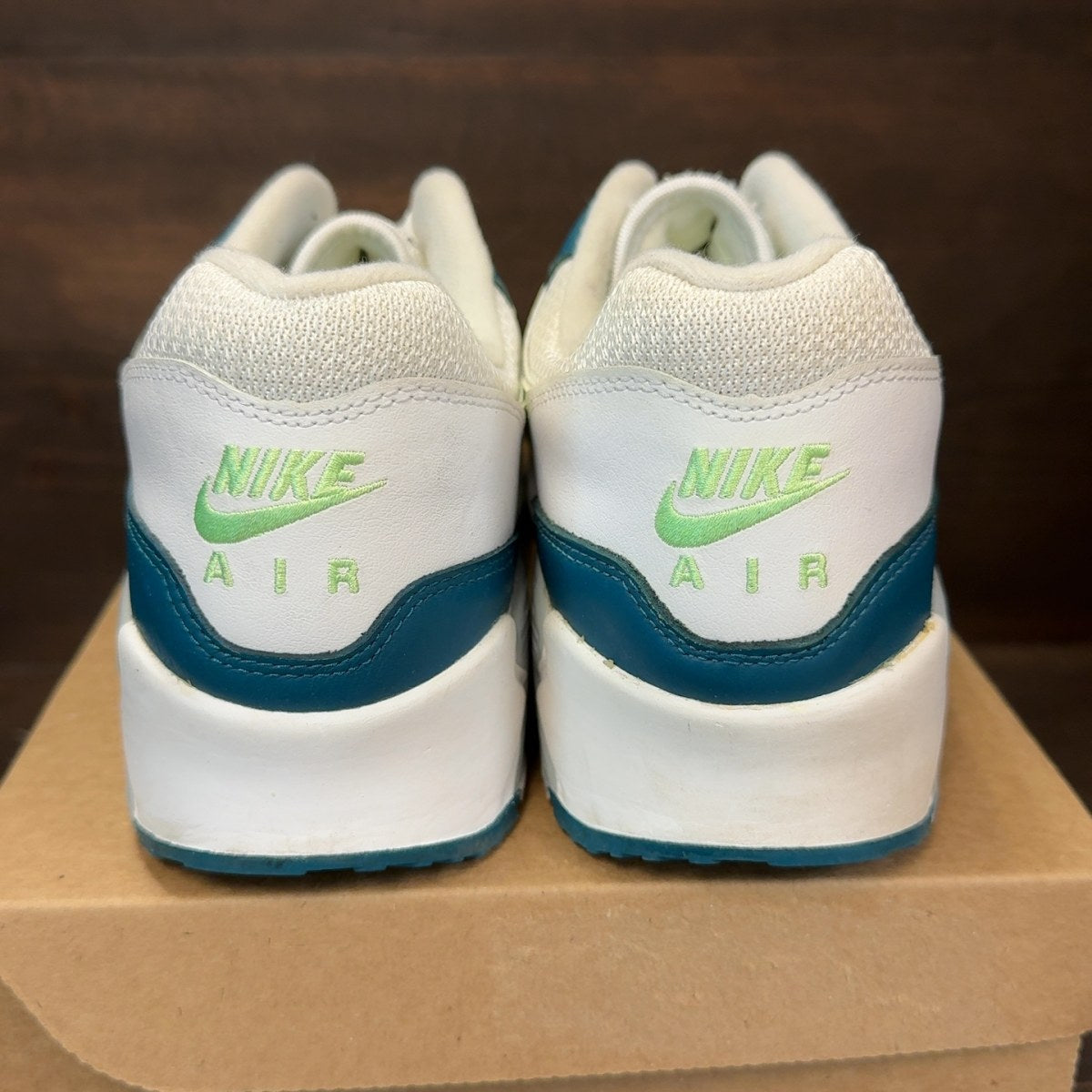 Nike Air Max 90/1 Spruce Lime Size 11 (Pre-Owned) - Image 5