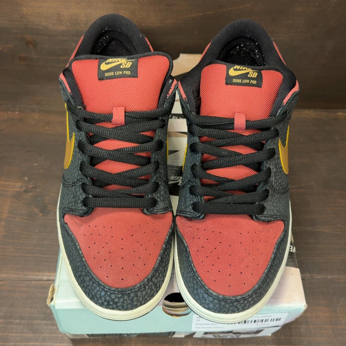 Nike SB Dunk Low Walk of Fame Size 12 (Pre-Owned) - tag