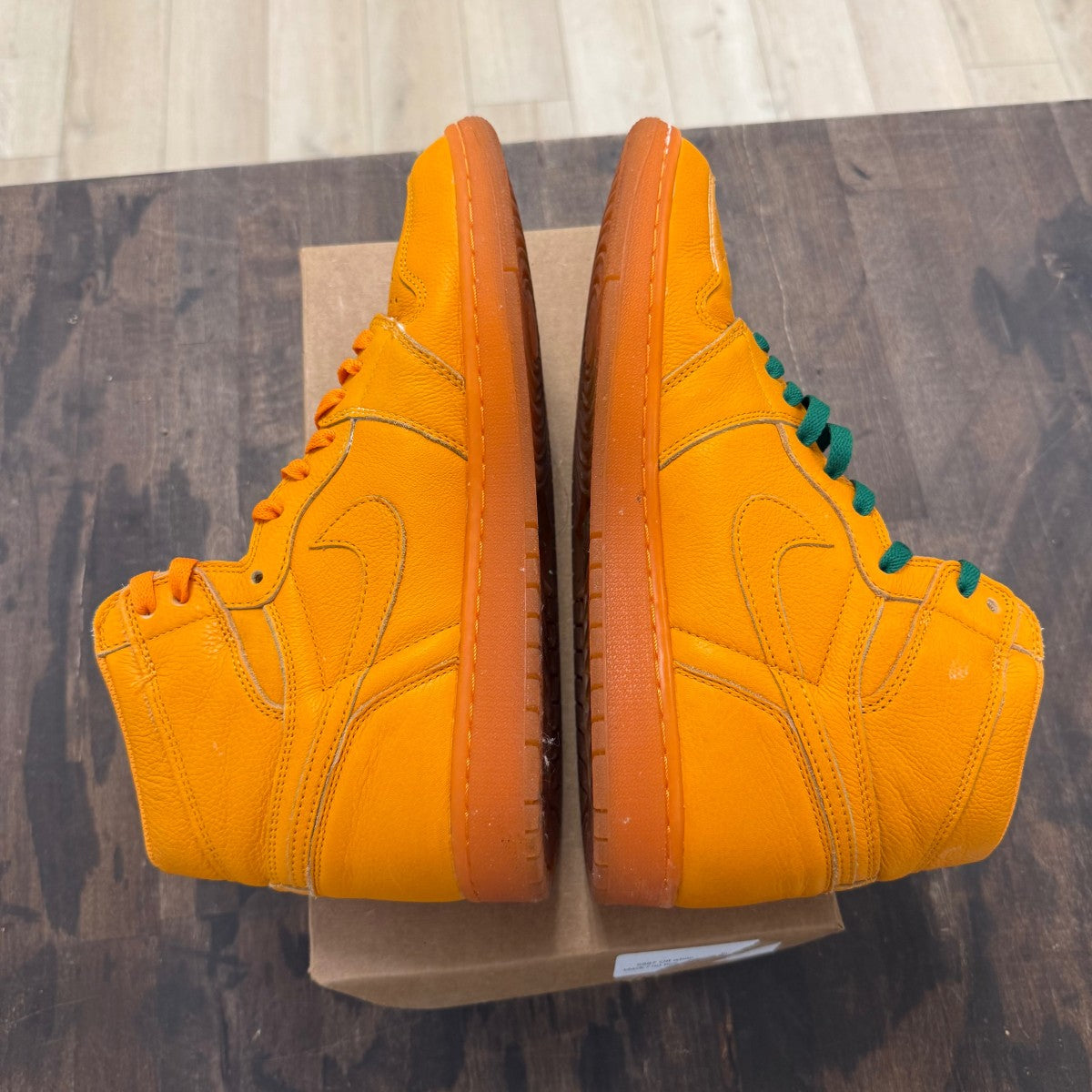 Jordan 1 Retro High Gatorade Orange Peel Size 11 (Pre-Owned) - Image 4