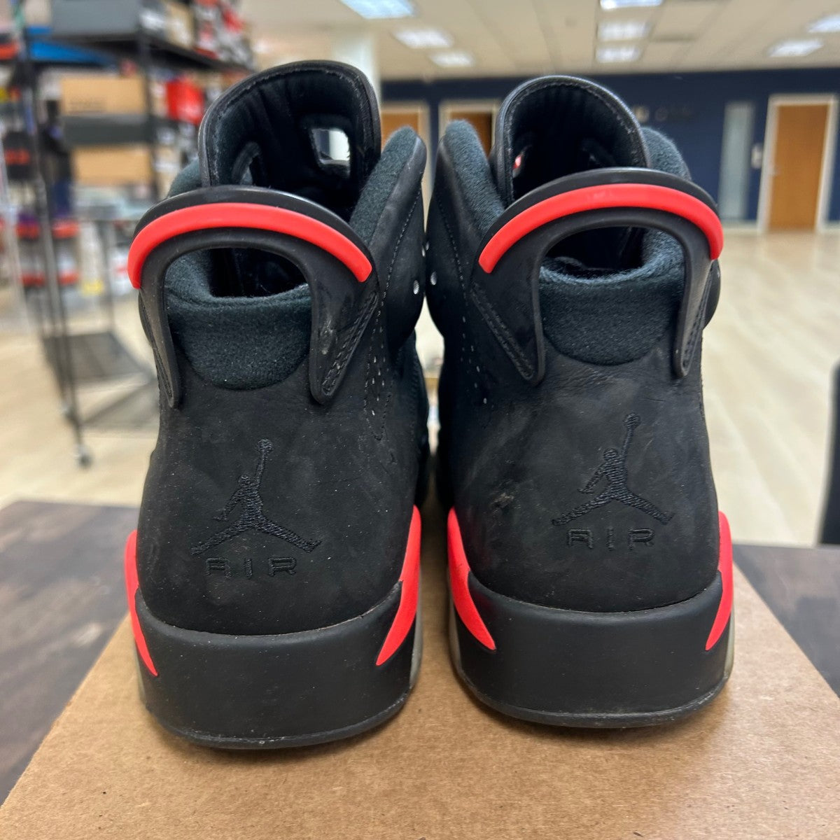 Jordan 6 Retro Infrared Black (2014) Size 10 (Pre-Owned) - Image 4