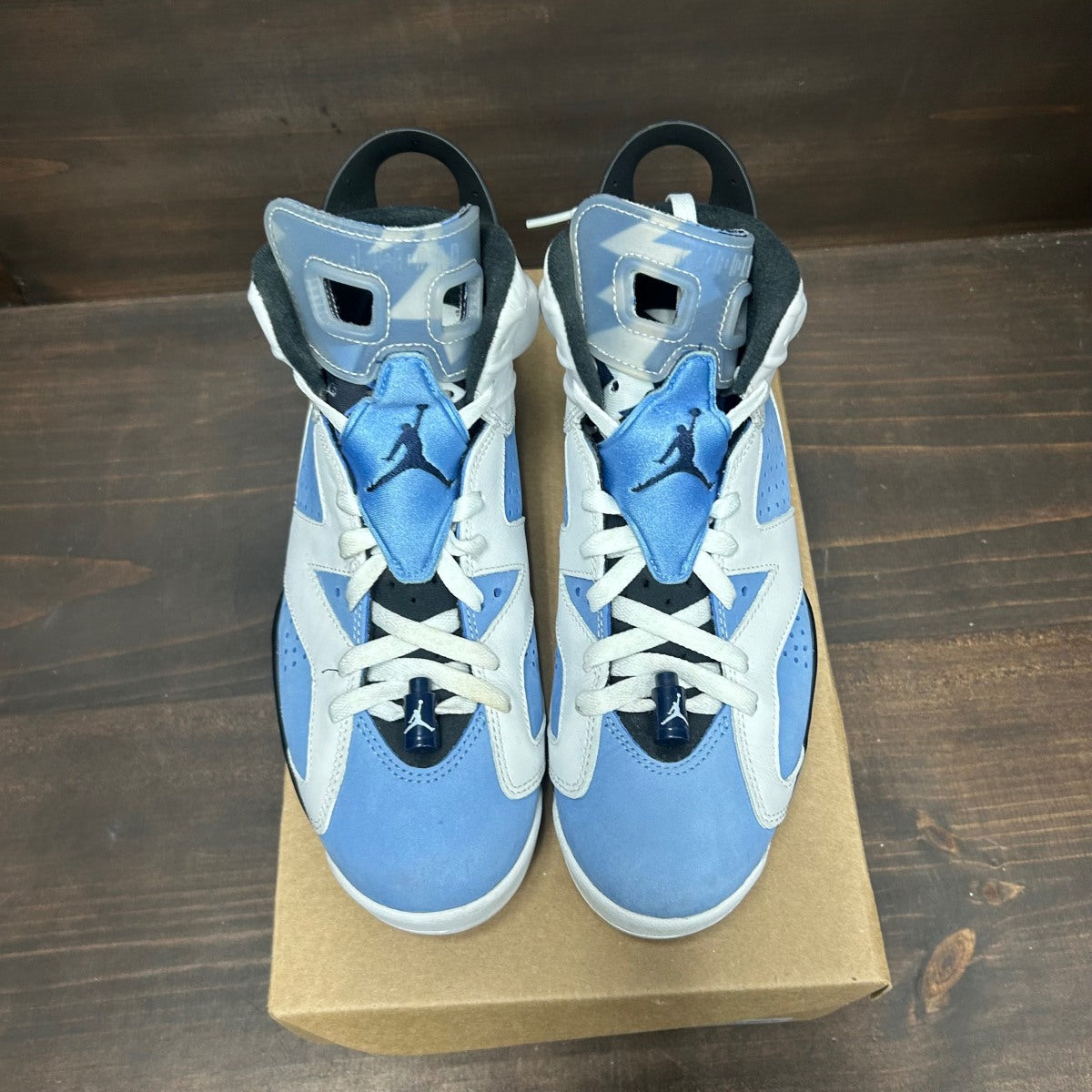 Jordan 6 Retro UNC White Size 8 (Pre-Owned) - Image 3
