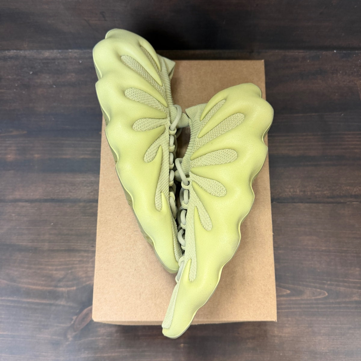 adidas Yeezy 450 Resin Size 11 (Pre-Owned) - Image 2