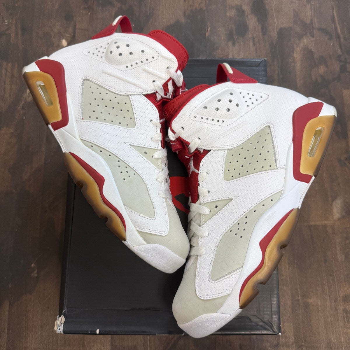 Jordan 6 Retro Alternate Hare - Image 1