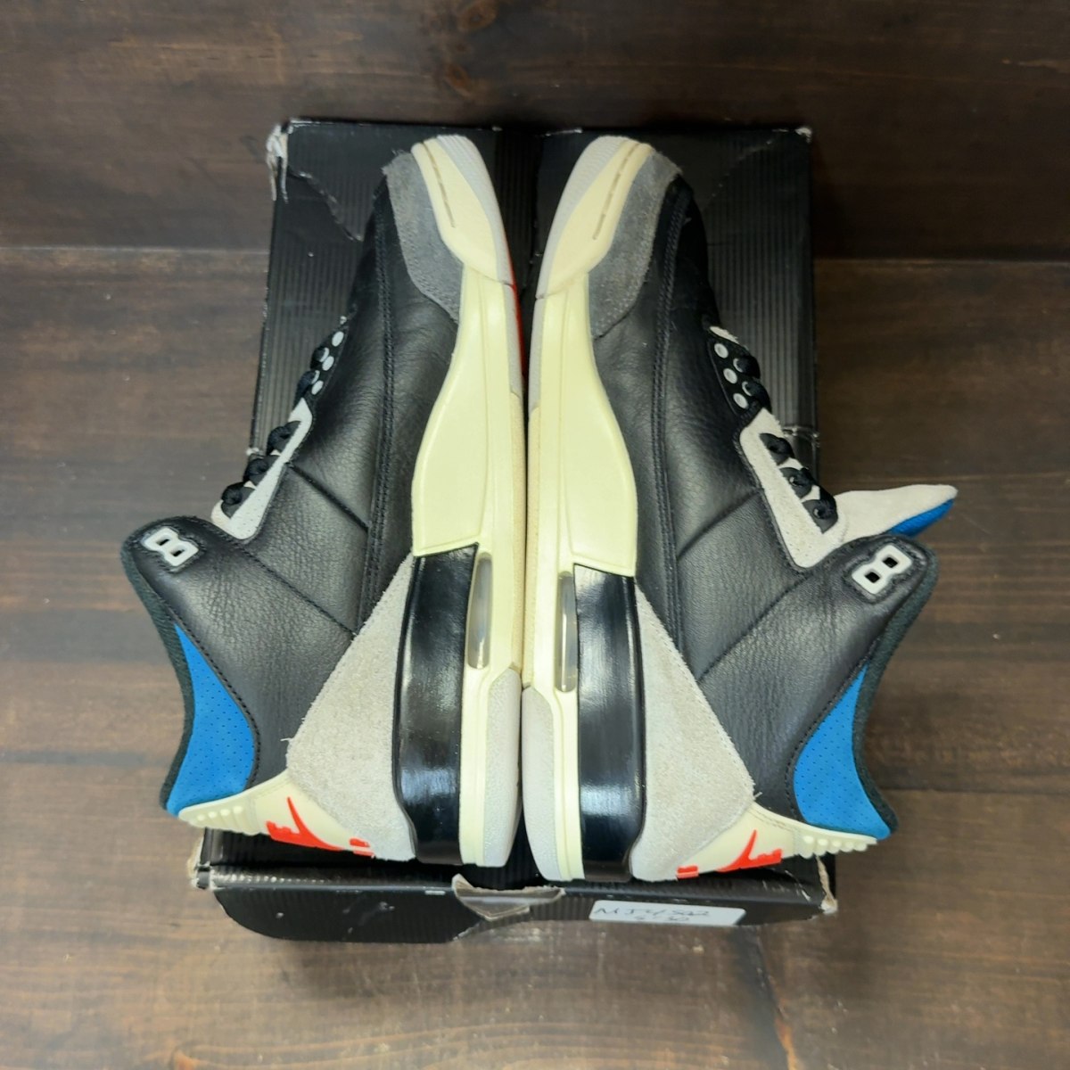 Jordan 3 Retro OG Rare Air - Image 7