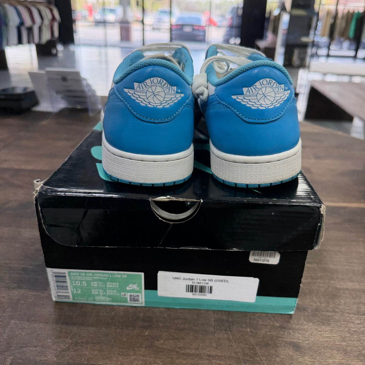 Jordan 1 Low SB UNC - Image 10