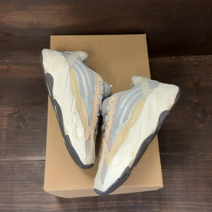 adidas Yeezy Boost 700 V2 Cream Size 4 (Pre-Owned) - Image 2