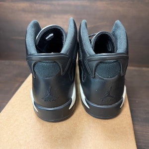 Jordan 6 Retro Black Cat (GS) Size 7Y (Pre-Owned) - Image 4
