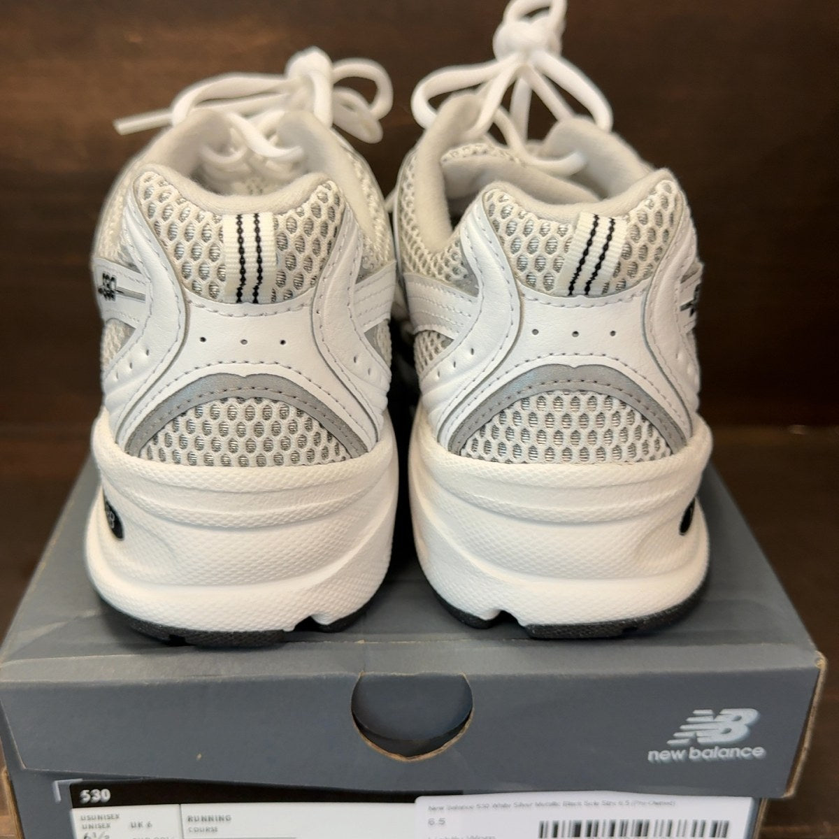 New Balance 530 White Silver Metallic Black Sole Size 6.5 (Pre-Owned) - Image 5
