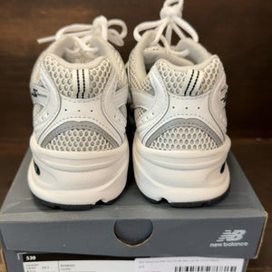 New Balance 530 White Silver Metallic Black Sole Size 6.5 (Pre-Owned) - Image 5