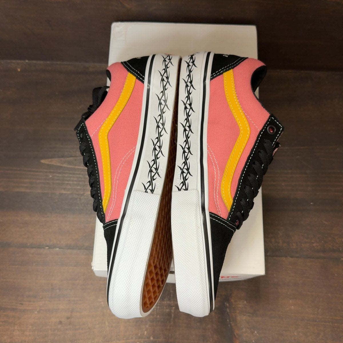 Vans Skate Old Skool Supreme Tribal Barbed Wire Pink Size 8 (Pre-Owned) - aux