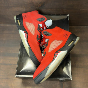 Jordan 5 Retro Raging Bull Red (2021) Size 8.5 (Pre-Owned) - Image 2