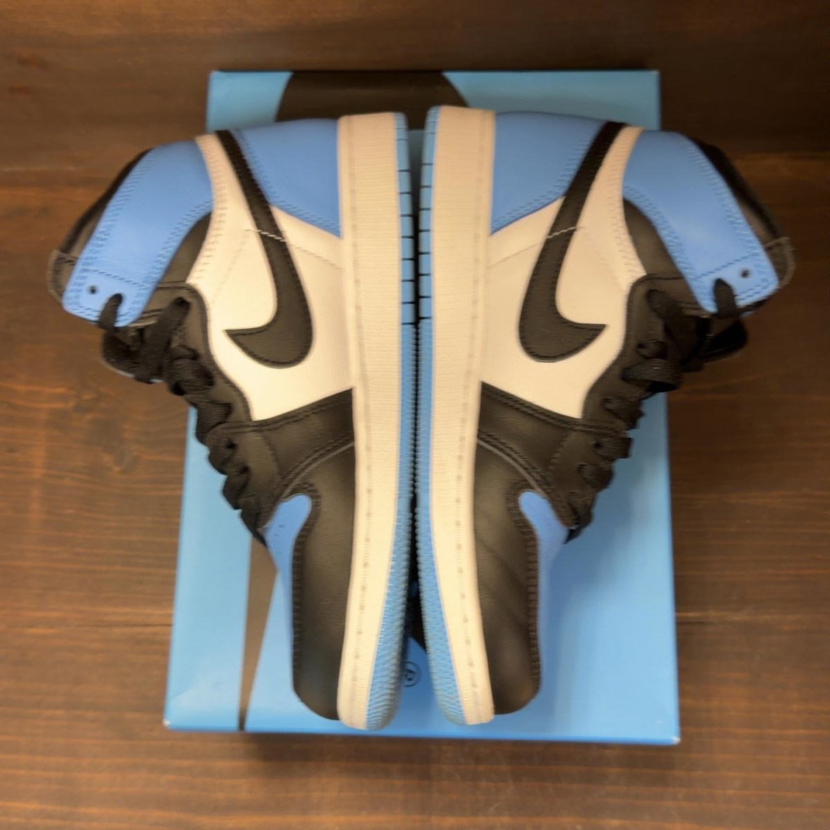 Jordan 1 Retro High OG UNC Toe (GS) - Image 4