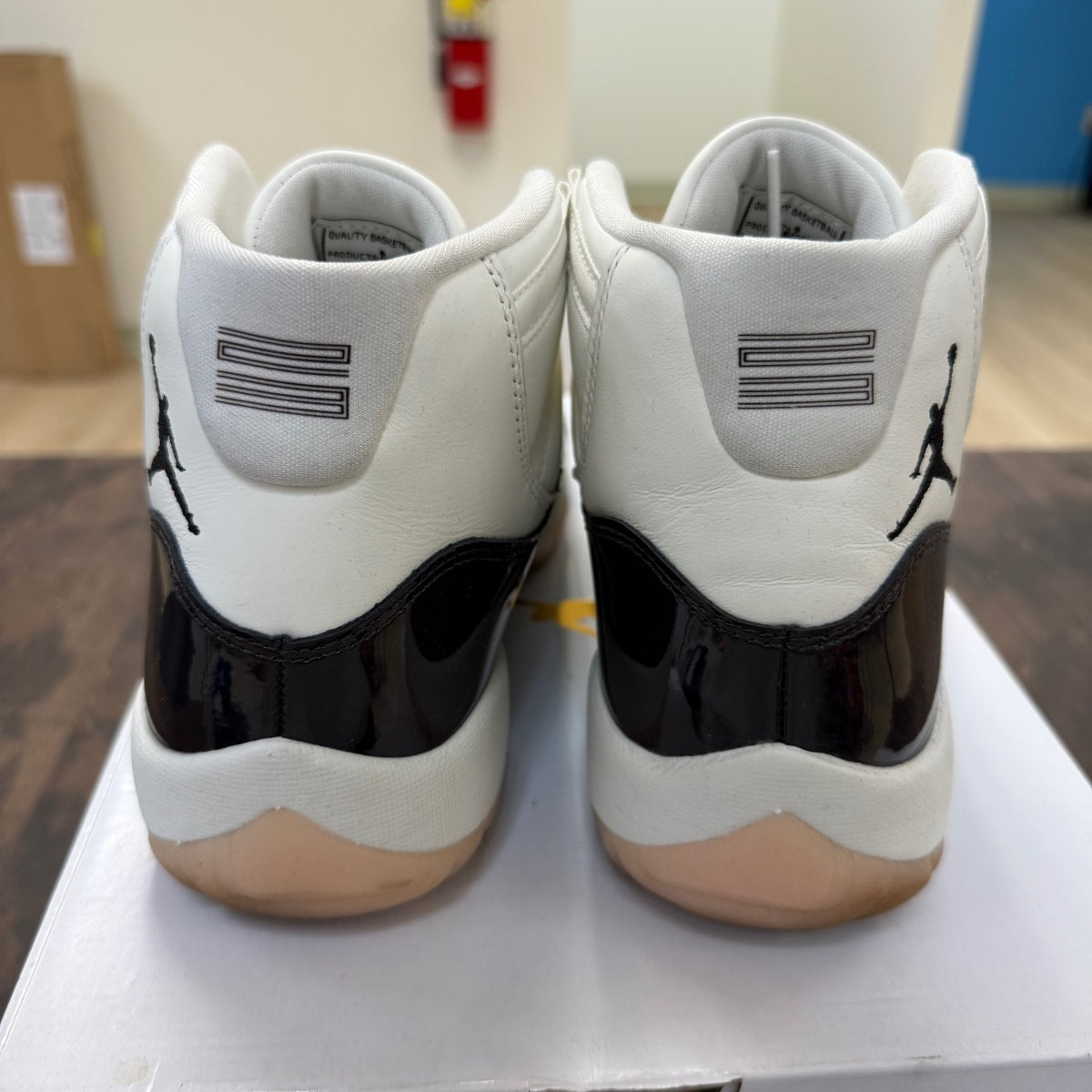 Jordan 11 Retro Neapolitan (Women's) - Image 3