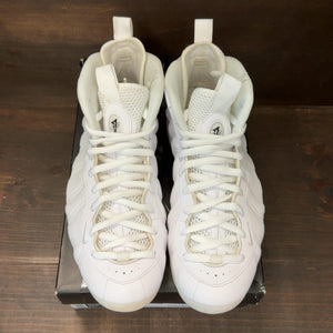 Nike Air Foamposite One Triple White Size 10.5 (Pre-Owned) - tag