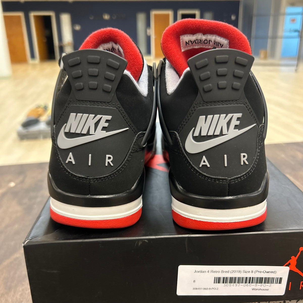 Jordan 4 Retro Bred (2019) - Image 4