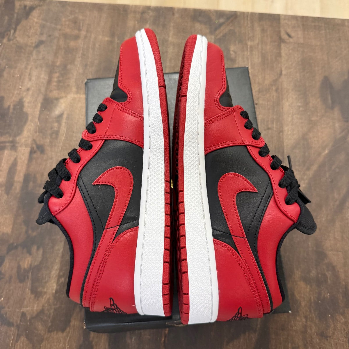 Jordan 1 Low Reverse Bred - Image 4