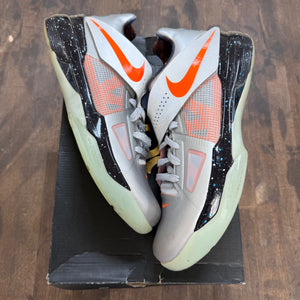 Nike KD 4 Galaxy (2024) - Image 1