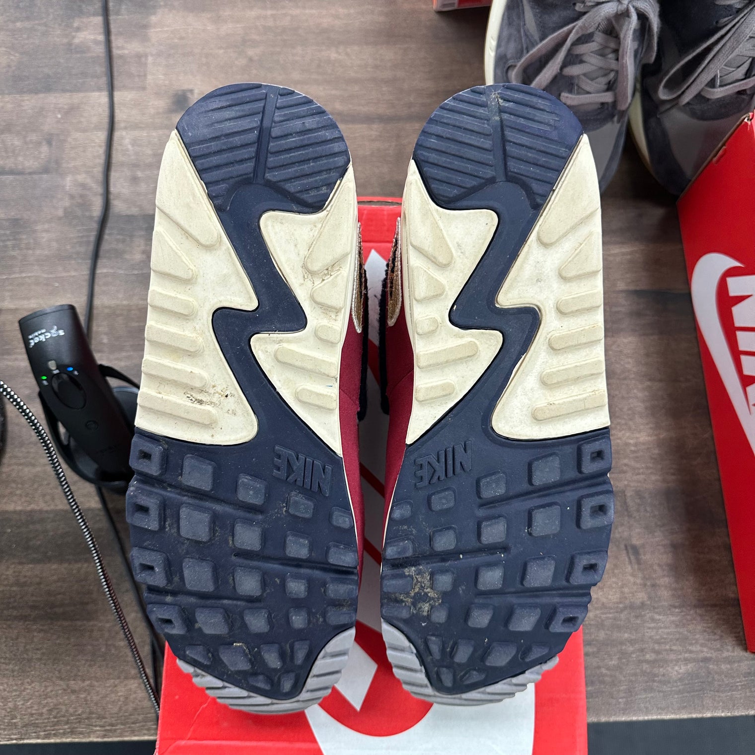 Varsity Pack University Red Nike Air Max 90 (USED)