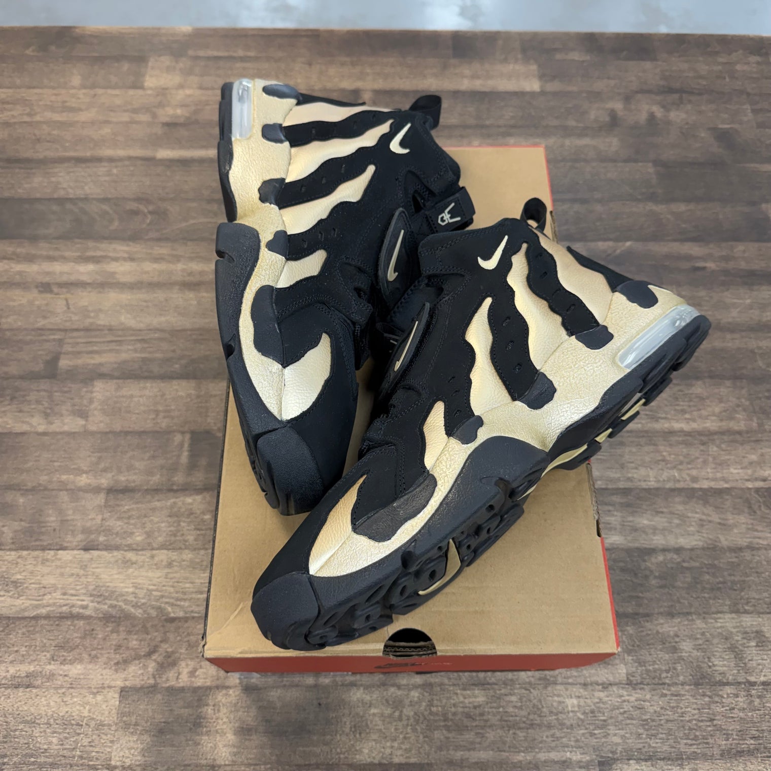 Black Vegas Gold DT Max '96 (USED)