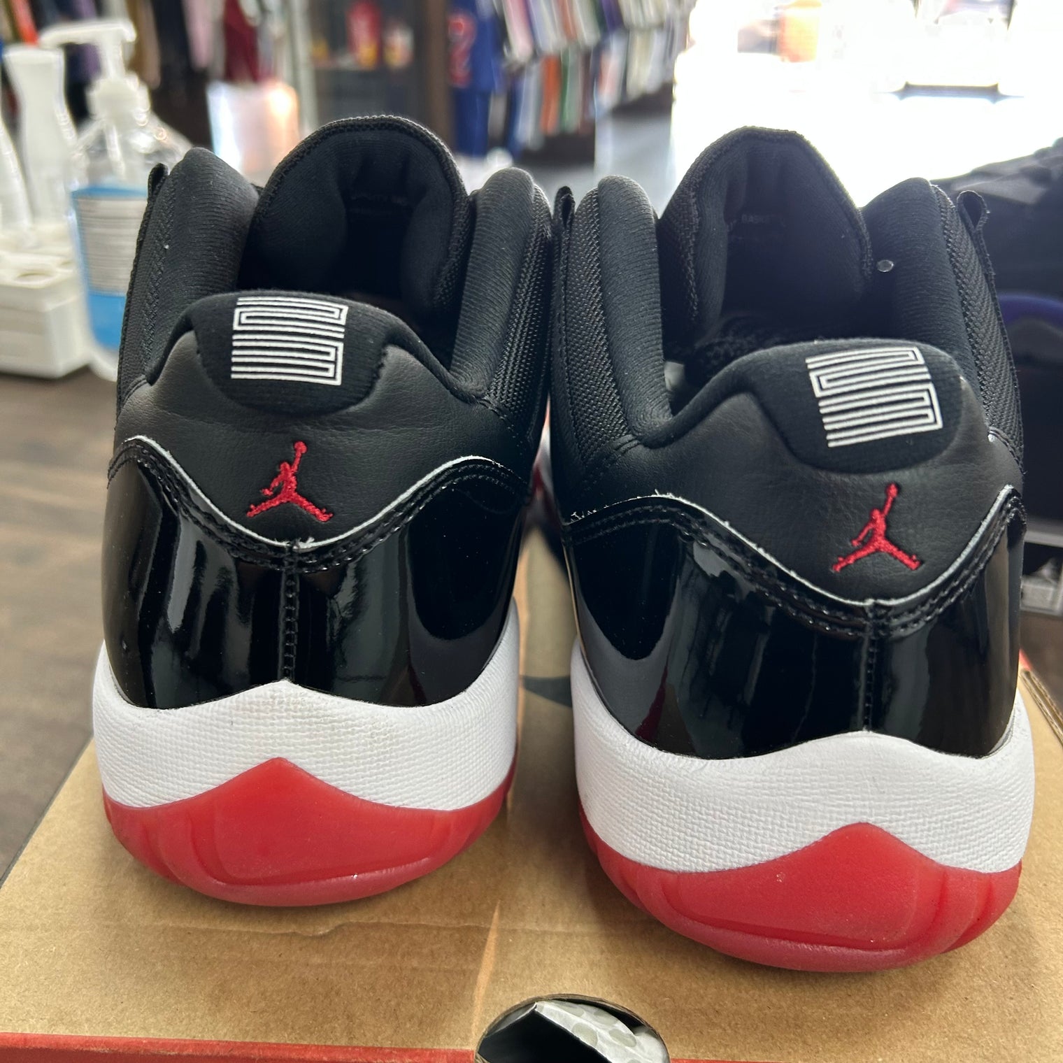 Bred Jordan 11 Retro Low (2025) (USED)