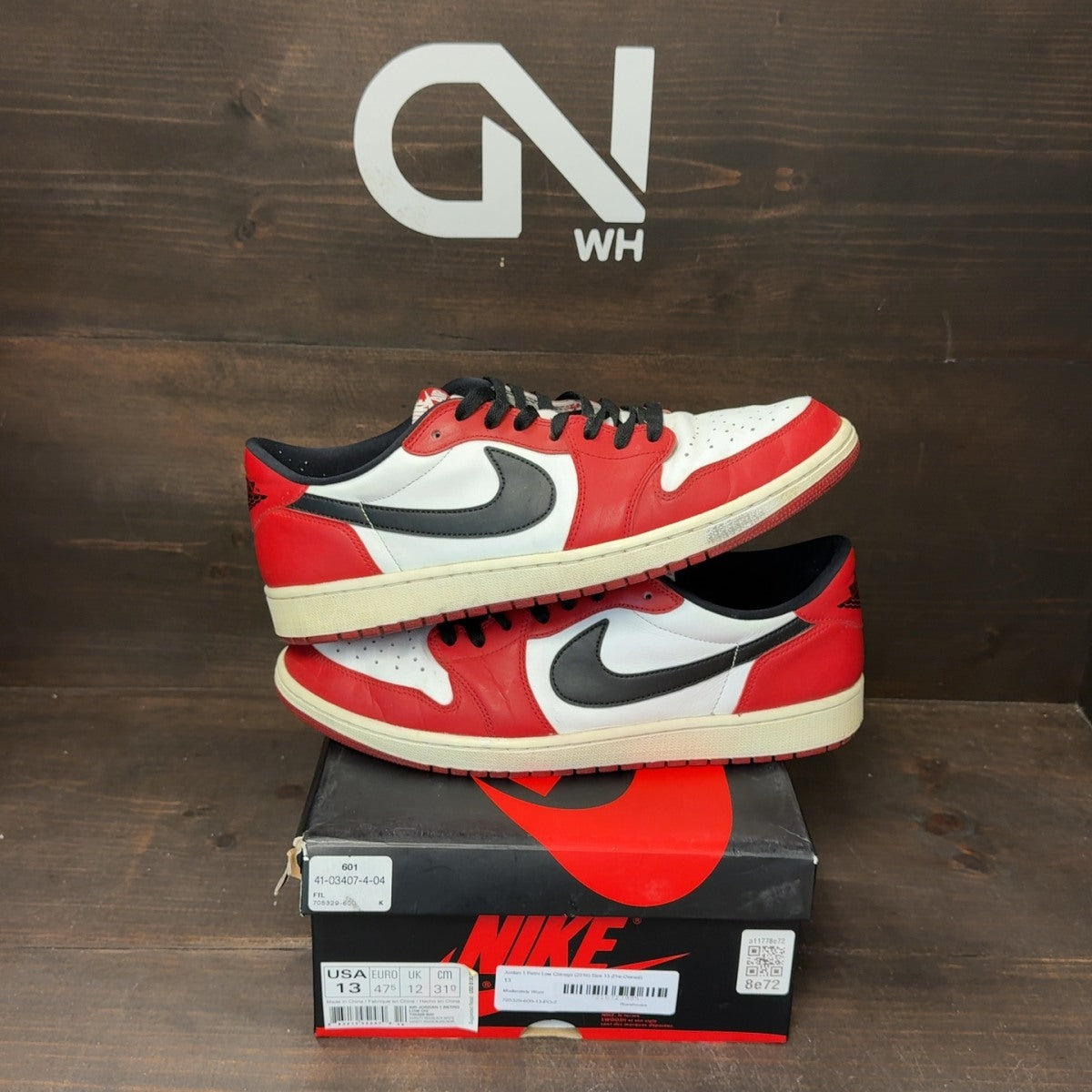 Jordan 1 Retro Low Chicago (2016) - Image 1