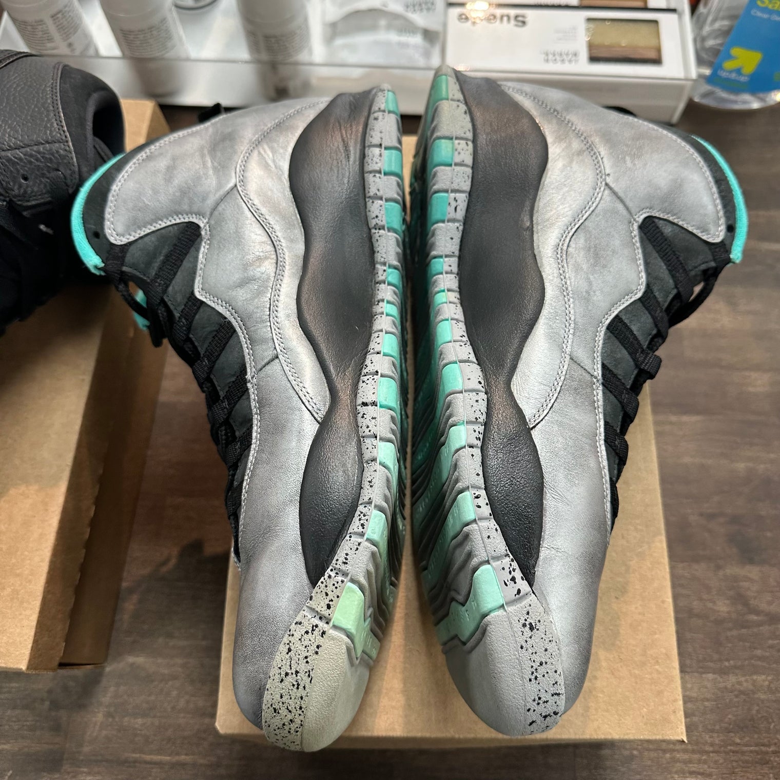 Lady Liberty Jordan 10 Retro (USED, No Box)