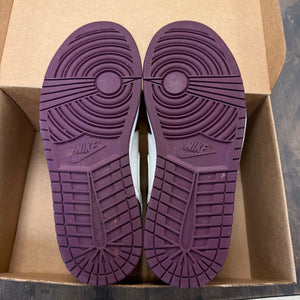 Jordan 1 Retro High OG Bordeaux Size 10.5 (Pre-Owned) - Image 5