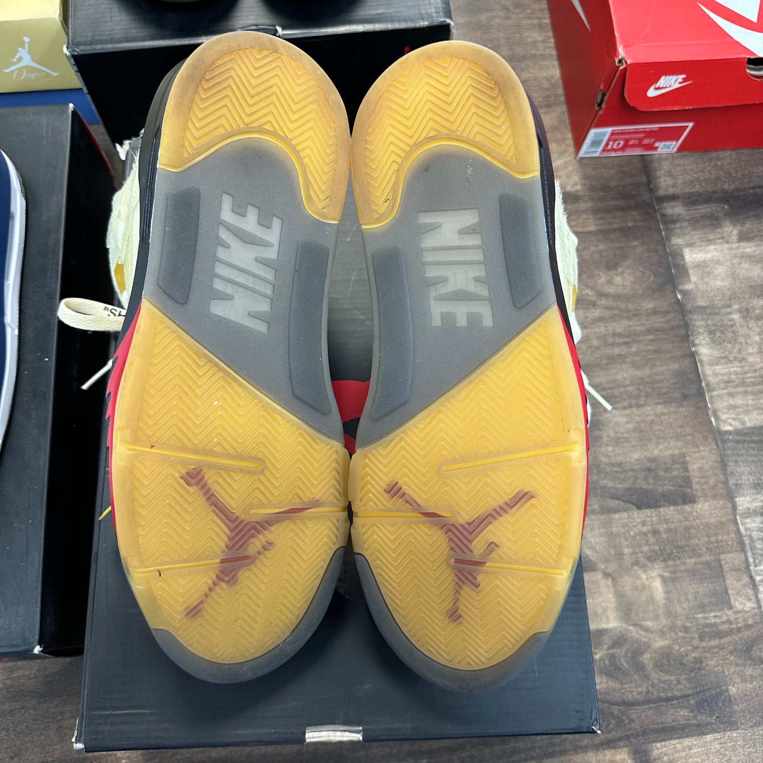 Off-White Sail Jordan 5 Retro (USED)