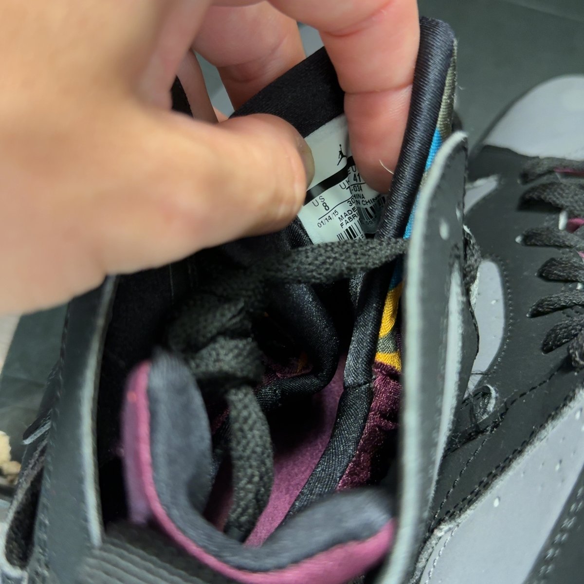 Jordan 7 Retro Bordeaux (2015) Size 8 (Pre-Owned) - aux